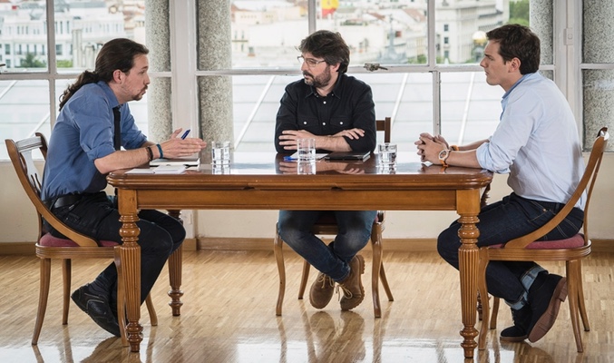 Iglesias y Rivera junto a Jordi Évole en &#39;Salvados&#39;
