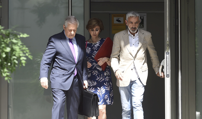 Imanol Arias saliendo de la Audiencia Nacional. Gtres