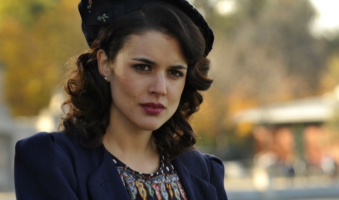 Adriana Ugarte, protagonista de 'El tiempo entre costuras'