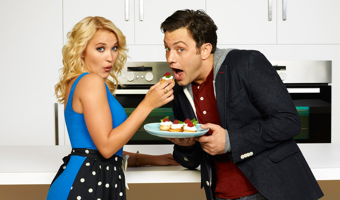 Emily Osment y Jonathan Sadowski protagonizan &#39;Una chef en casa&#39;
