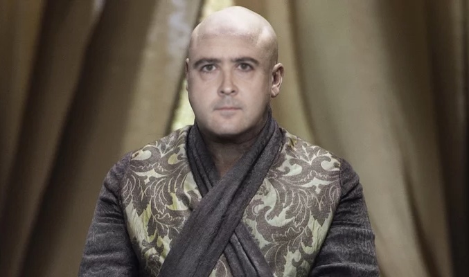 Carlos Areces como Varys