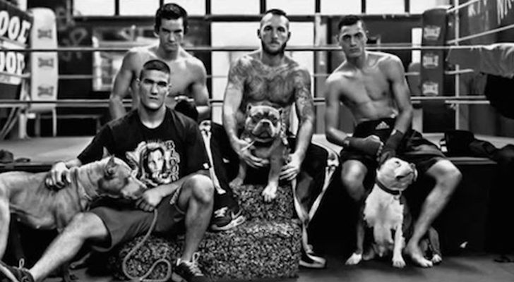 Javier García Roche junto a sus compañeros de cuadrilátero