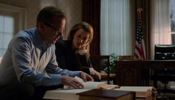 Los personajes de &#39;Designated Survivor&#39; en el segundo episodio