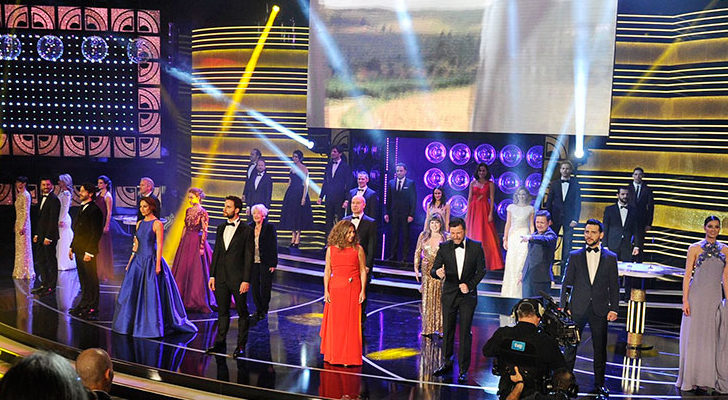 Emotiva actuación en los Goya 2015 en defensa del cine español 