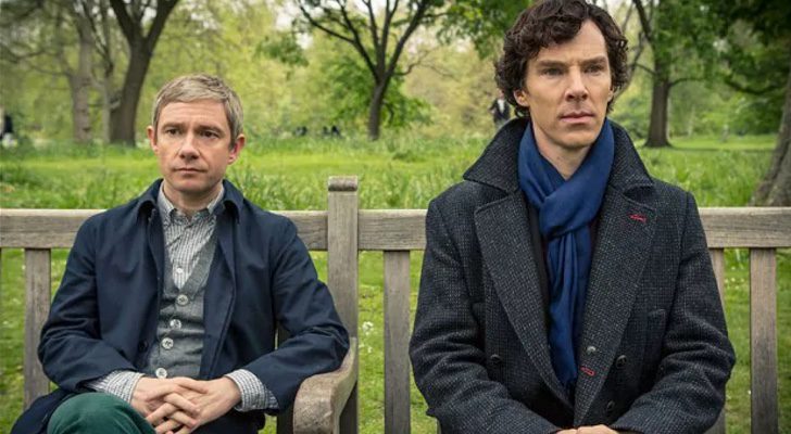 John Watson (Martin Freeman) y (Benedict Cumberbatch)