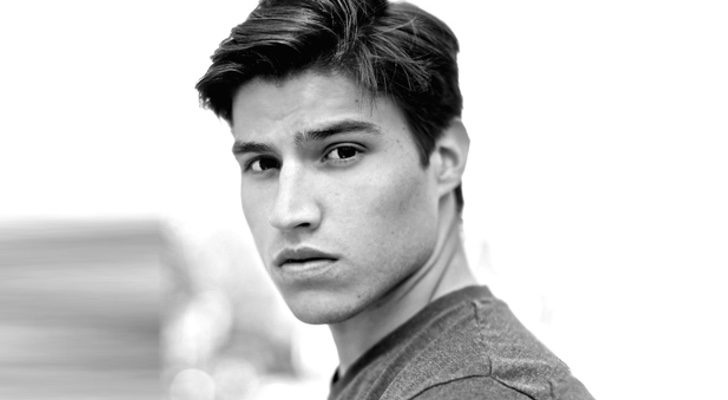 Cameron Cuffe interpretará al abuelo de Superman en 'Krypton'