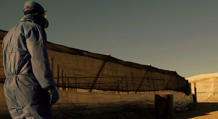 Un protagonista muere en 'Mar de plástico'