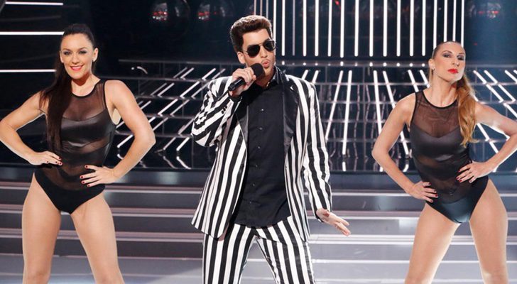 Xuso Jones junto a Myriam Benedited imitando a Robin Thicke