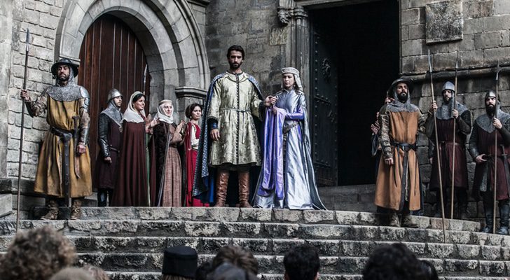 Aitor Luna y Silvia Abascal en 'La Catedral del Mar'