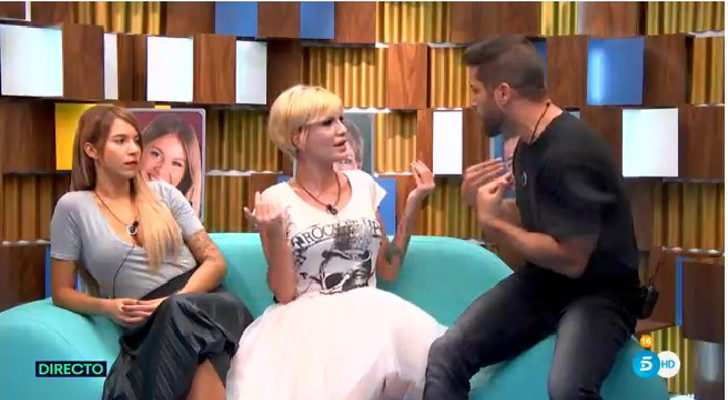 Rebeca, Bárbara y Alain durante los posicionamientos de este martes