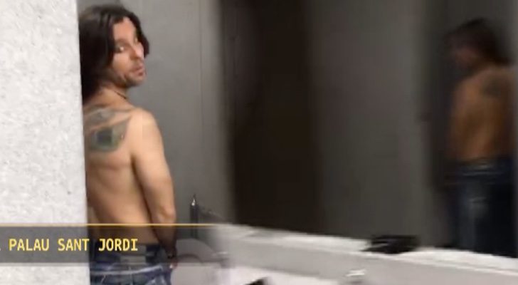 Javián Antón medio desnudo en &#39;Hora punta&#39;