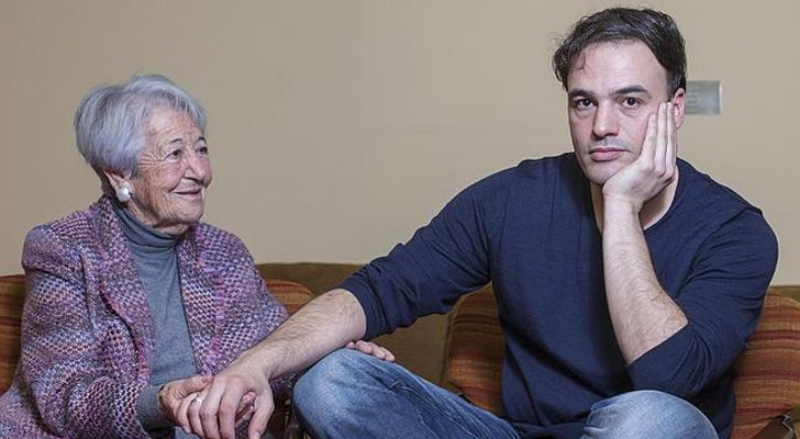 Asunción Balaguer y su nieto Liberto