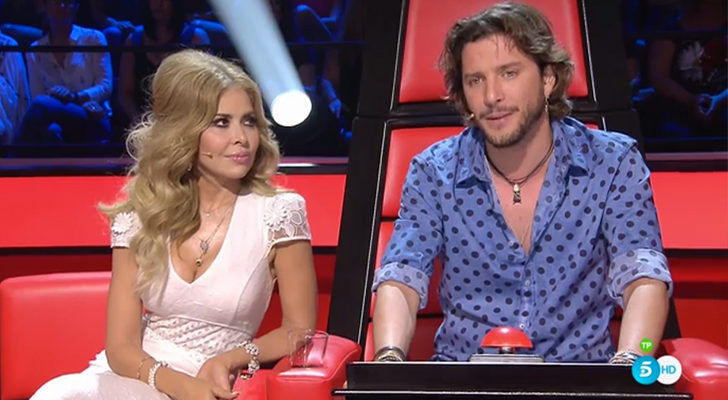 Gloria Trevi lució un gran peinado durante las terceras batallas de 'La Voz'