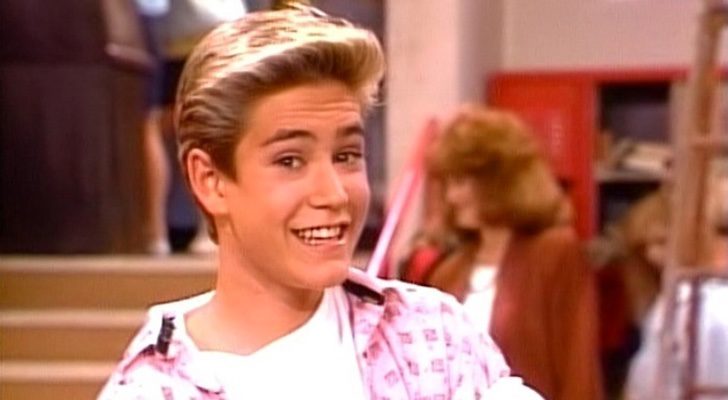 Mark-Paul Gosselaar en &#39;Salvados por la campana&#39; y en &#39;Pitch&#39; respectivamente