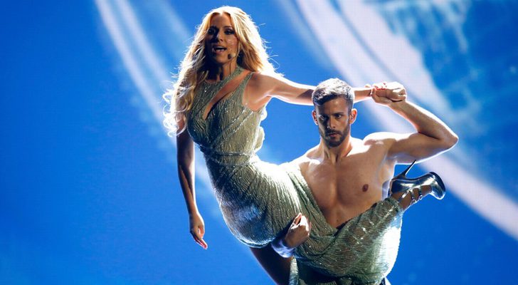Actuación de Edurne en el festival de Eurovisión 2015