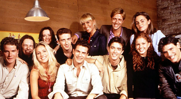 'Al salir de clase', la serie que marcó a toda una generación