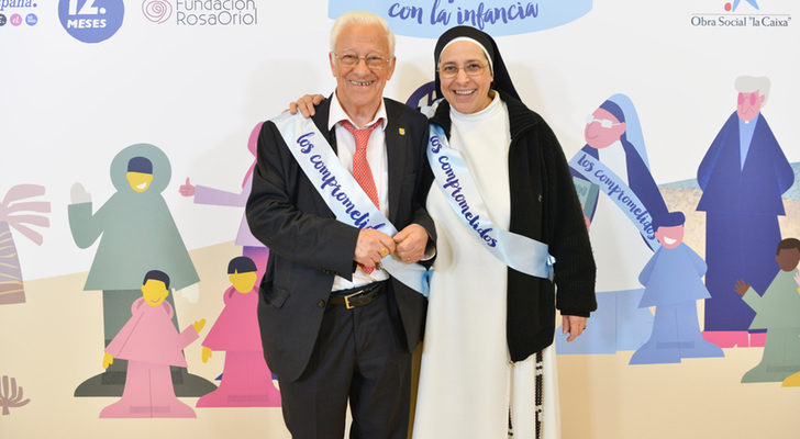 Padre Ángel y Sor Lucía Caram, protagonistas de esta campaña de Mediaset