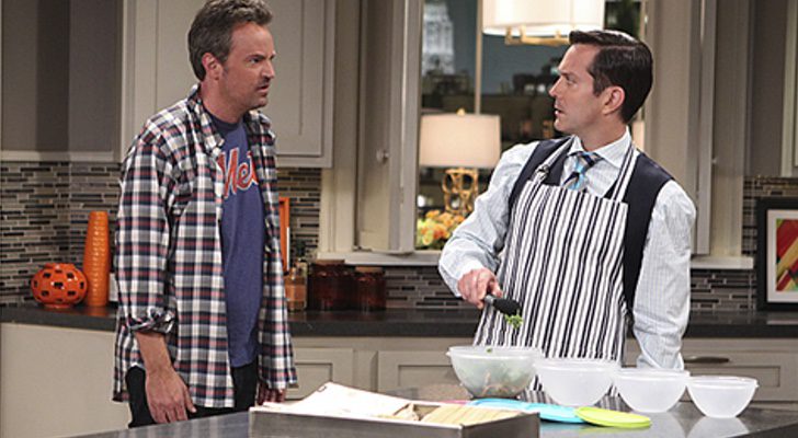 Matthew Perry y Thomas Lennon en 'The Odd Couple'