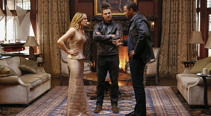 Arrow 5x08 Recap: Invasion (Heroes vs Aliens part.3)