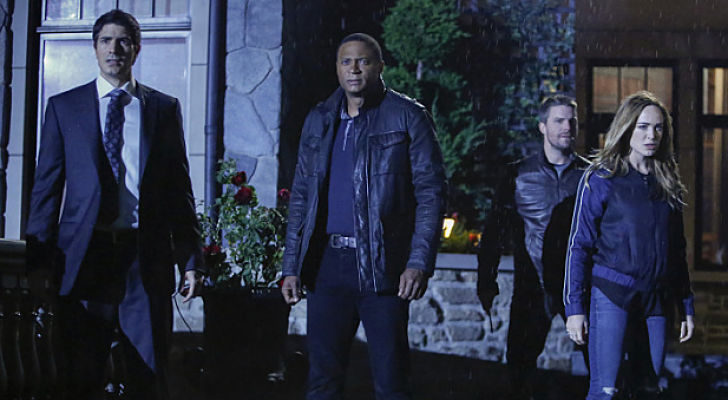 Arrow 5x08 Recap: Invasion (Heroes vs Aliens part.3)