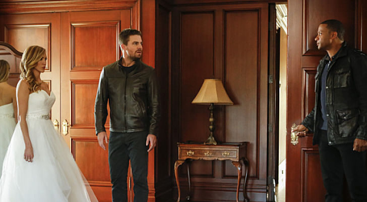 Arrow 5x08 Recap: Invasion (Heroes vs Aliens part.3)