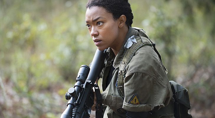 Sasha, interpretada por Sonequa Martin-Green, en 'The Walking Dead'