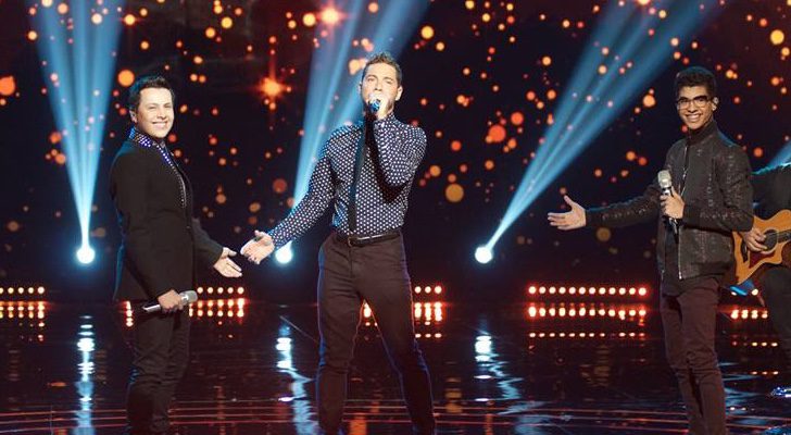 David Bisbal junto a su equipo, a la derecha Osobampo, en 'La Apuesta'