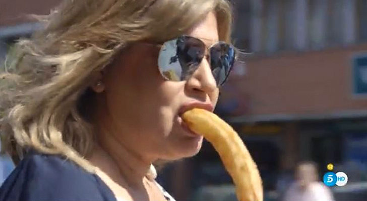 Terelu come porras en &#39;Las Campos&#39;