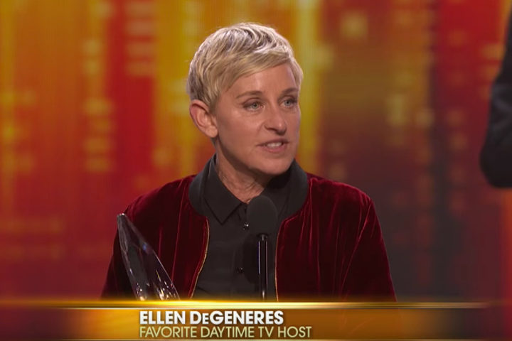Ellen Degeneres recibiendo el Premio al Mejor Presentador de TV