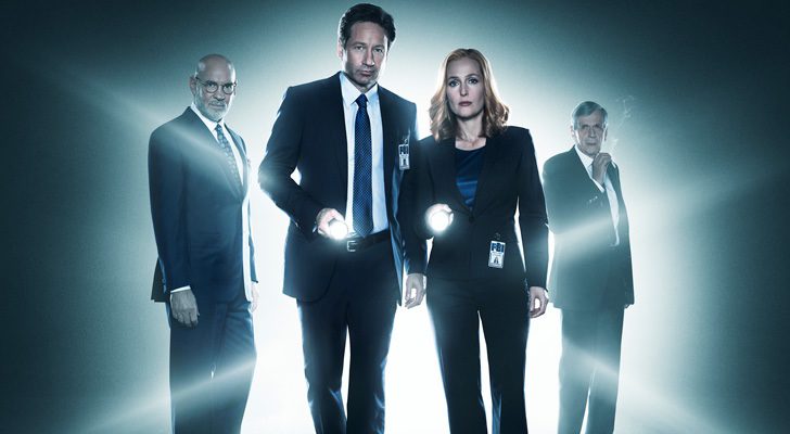 Mulder (David Duchovny) y Scully (Gillian Anderon) en 'Expediente X'