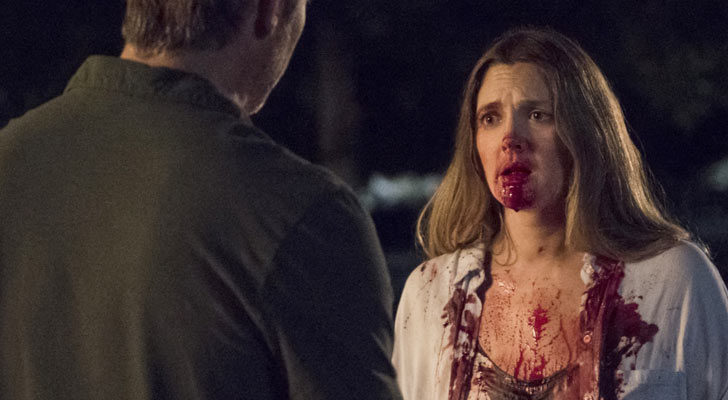 Drew Barrymore tendrá que asesinar a personas para comérselas en 'Santa Clarita Diet'