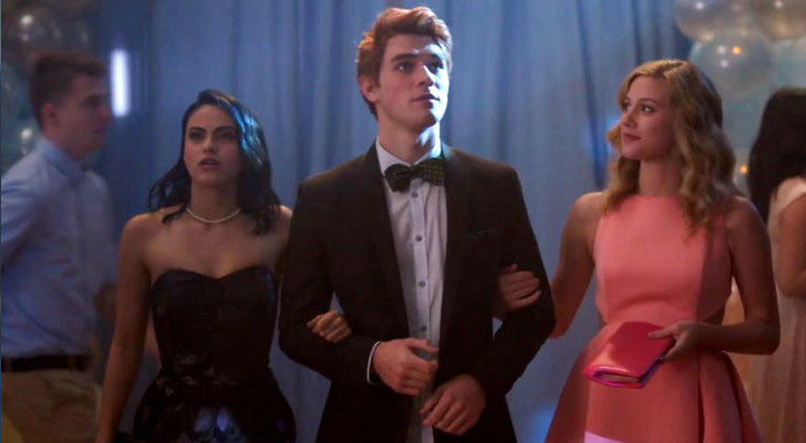  Lili Reinhart, Camila Mendes y K.J. Apa en &#39;Riverdale&#39;