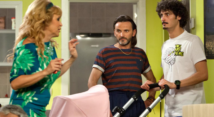 En 'La que se avecina' a Javier Maroto le abandona su mujer y además tiene que aguantar a los suegros