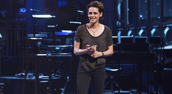 La actriz Kristen Stewart en un ensayo previo a su participación en 'Saturday Night Live'