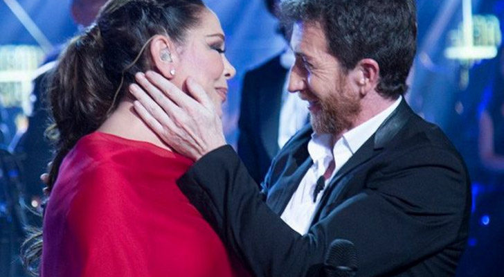 Pablo Motos e Isabel Pantoja en 'El Hormiguero'