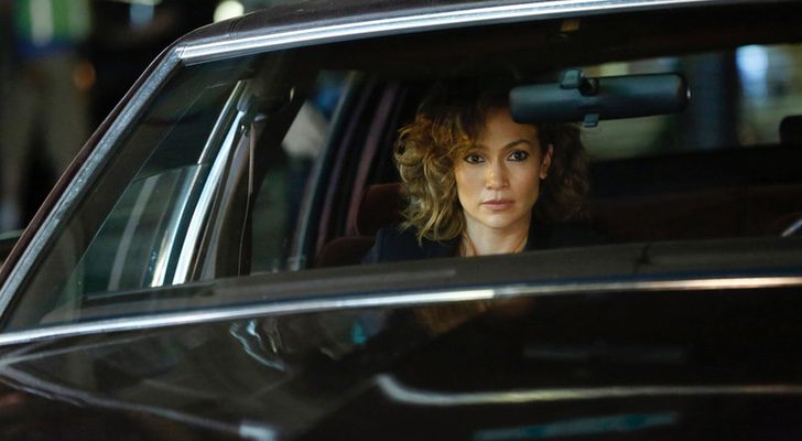 Jennifer López en 'Shades of Blue'