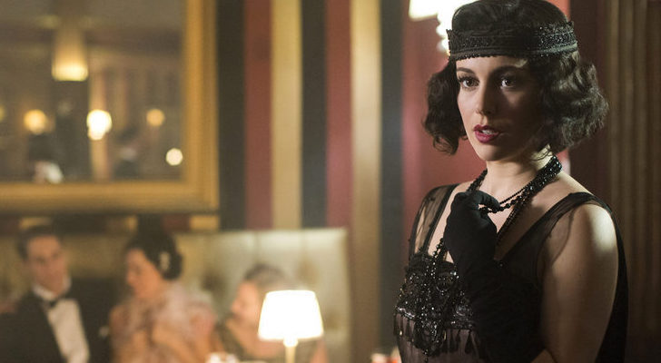 Lidia (Blanca Suárez) acude a una sala de espectáculos en &#39;Las chicas del cable&#39;