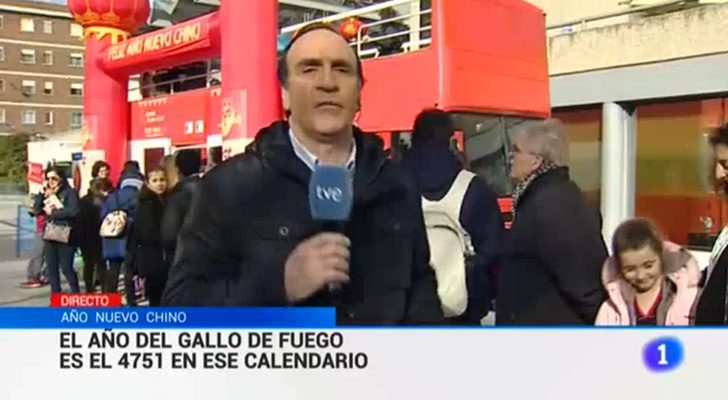 Ignacio Pérez Lorenz en su reportaje sobre el Año Nuevo chino para 'Telediario fin de semana'