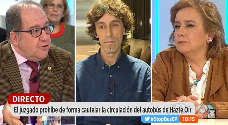 José Carlos Fuertes, a la izquierda en la imagen, durante su intervención en 'Espejo Público'