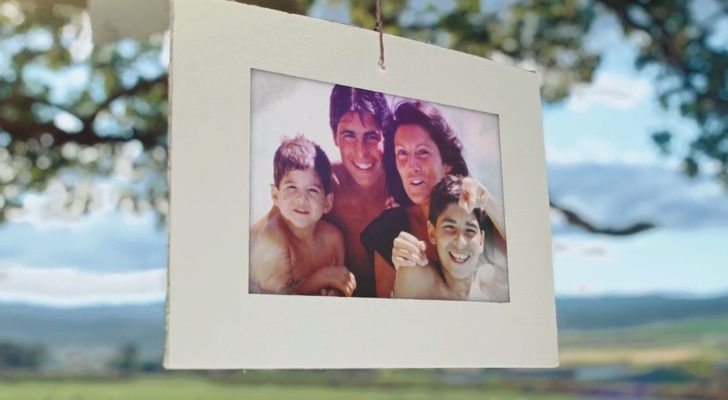Fotografía familiar de Fran Rivera, sus hermanos y su madre, Carmina Ordóñez, en 'El árbol de tu vida'