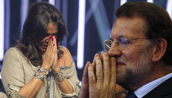 Aída y Rajoy rezando