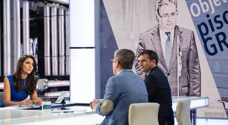 Ana Pastor y varios periodistas de &#39;El Objetivo&#39; tras destapar las irregularidades de Interior