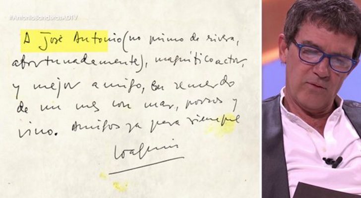 Antonio Banderas lee la dedicatoria de Joaquín Sabina en 'El árbol de tu vida'