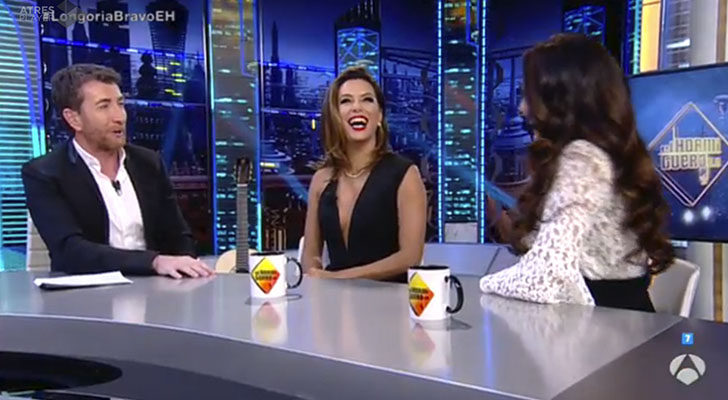 Eva Longoria y María Bravo en 'El Hormiguero'
