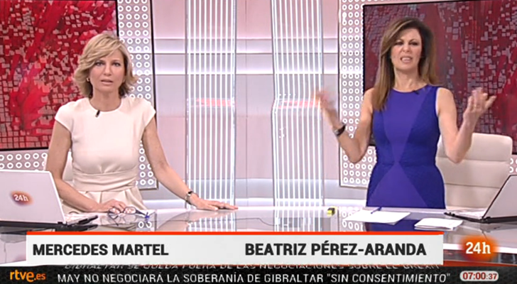 La presentadora en un momento de su fallo en directo Canal 24 Horas