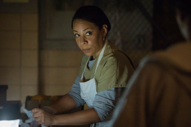 Selenis Leyva como Gloria Mendoza