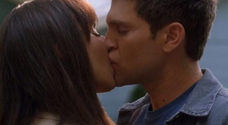 El beso de Spencer y Toby en 'Pequeñas Mentirosas'