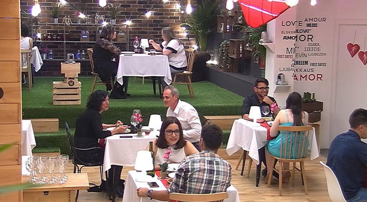 Comensales en 'First Dates'