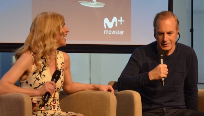 Bob Odenkirk y Rhea Seehorn charlan con sus fans sobre 'Better Call Saul'