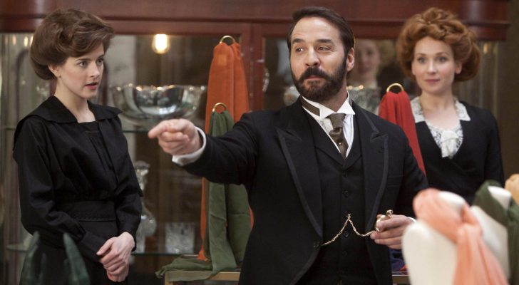 Jeremy Piven da vida a Harry Gordon Selfridge